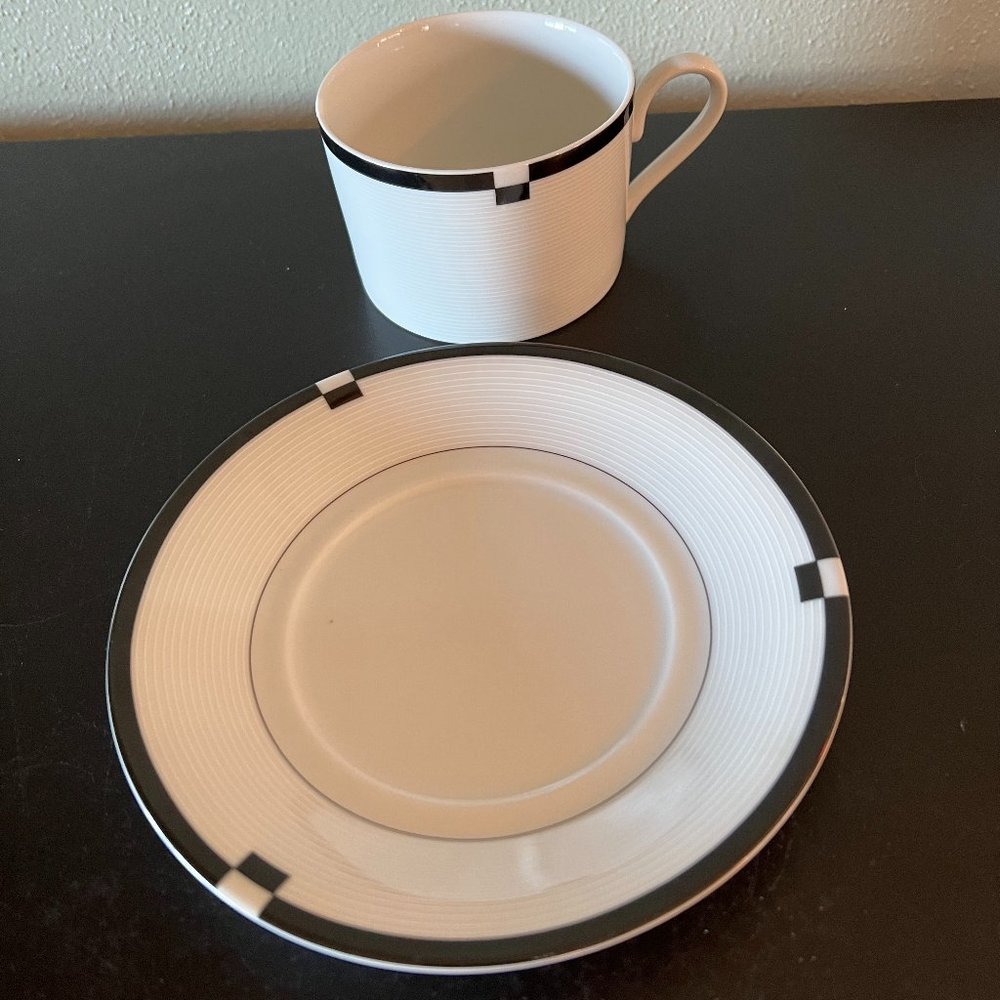 Mikasa Midnight Fine China Cup and Saucer Set Vintage Japan L5542 Black White - Picture 7 of 10